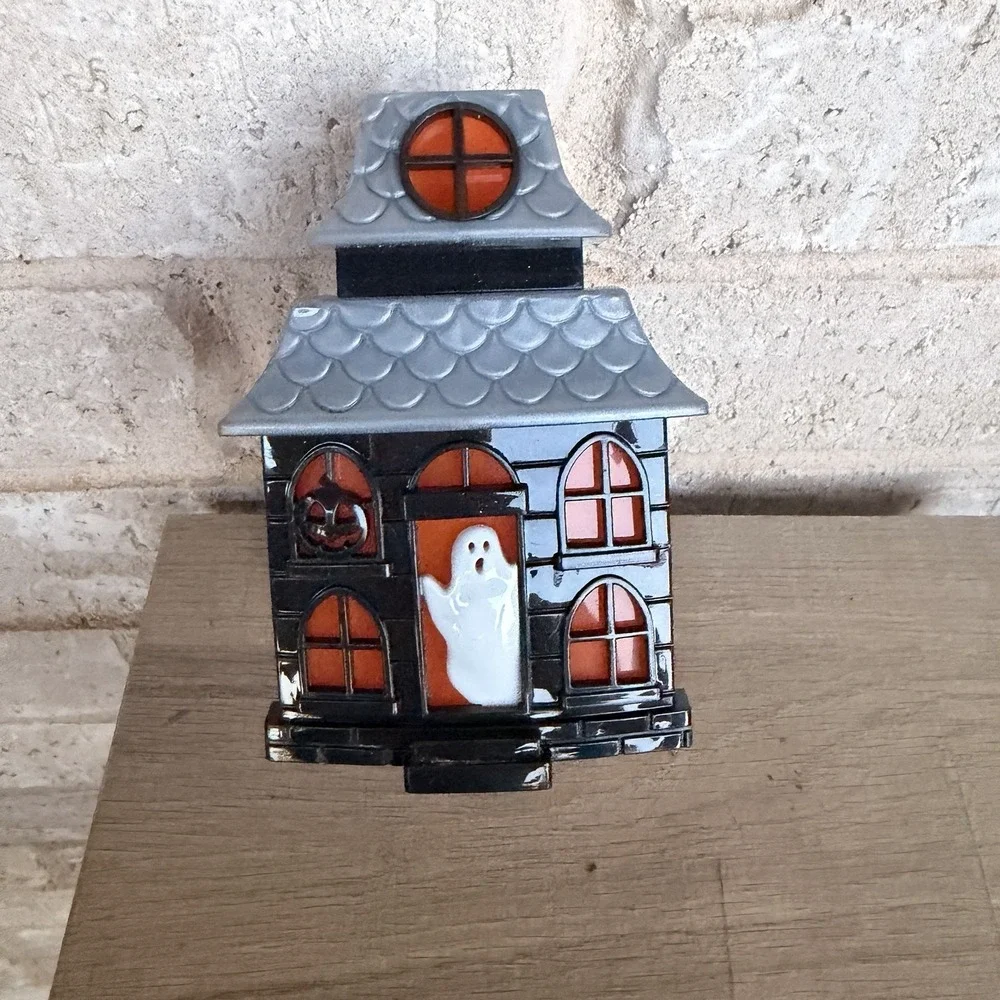 Bath & Body Works Wallflowers Plug Halloween OS Black Good Haunted House Ghost